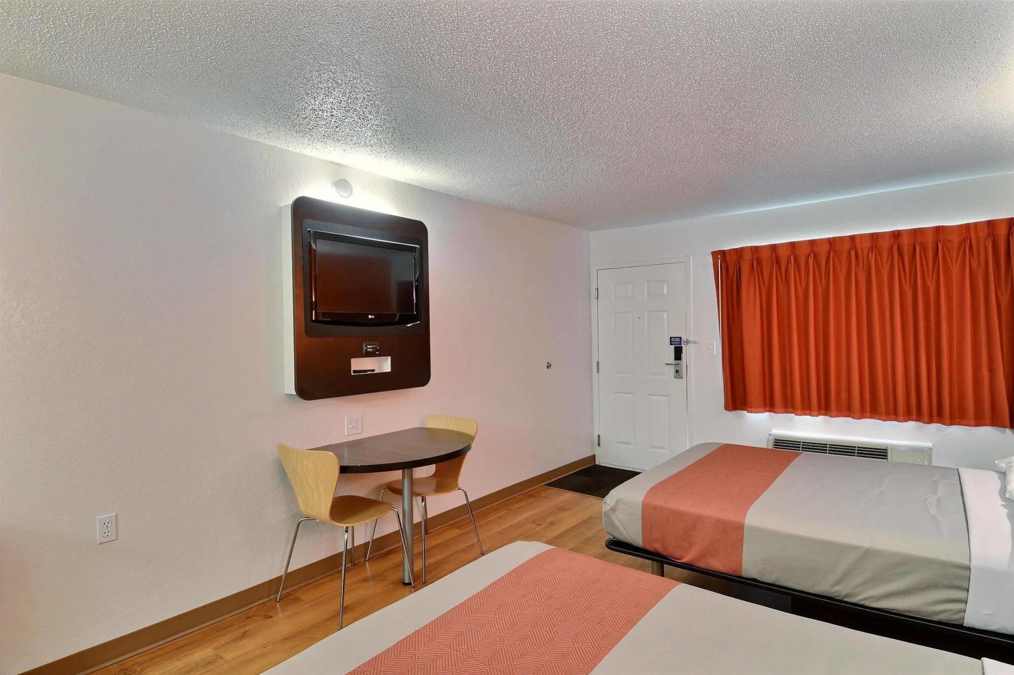 Motel 6-Tewksbury, Ma - Boston מראה חיצוני תמונה