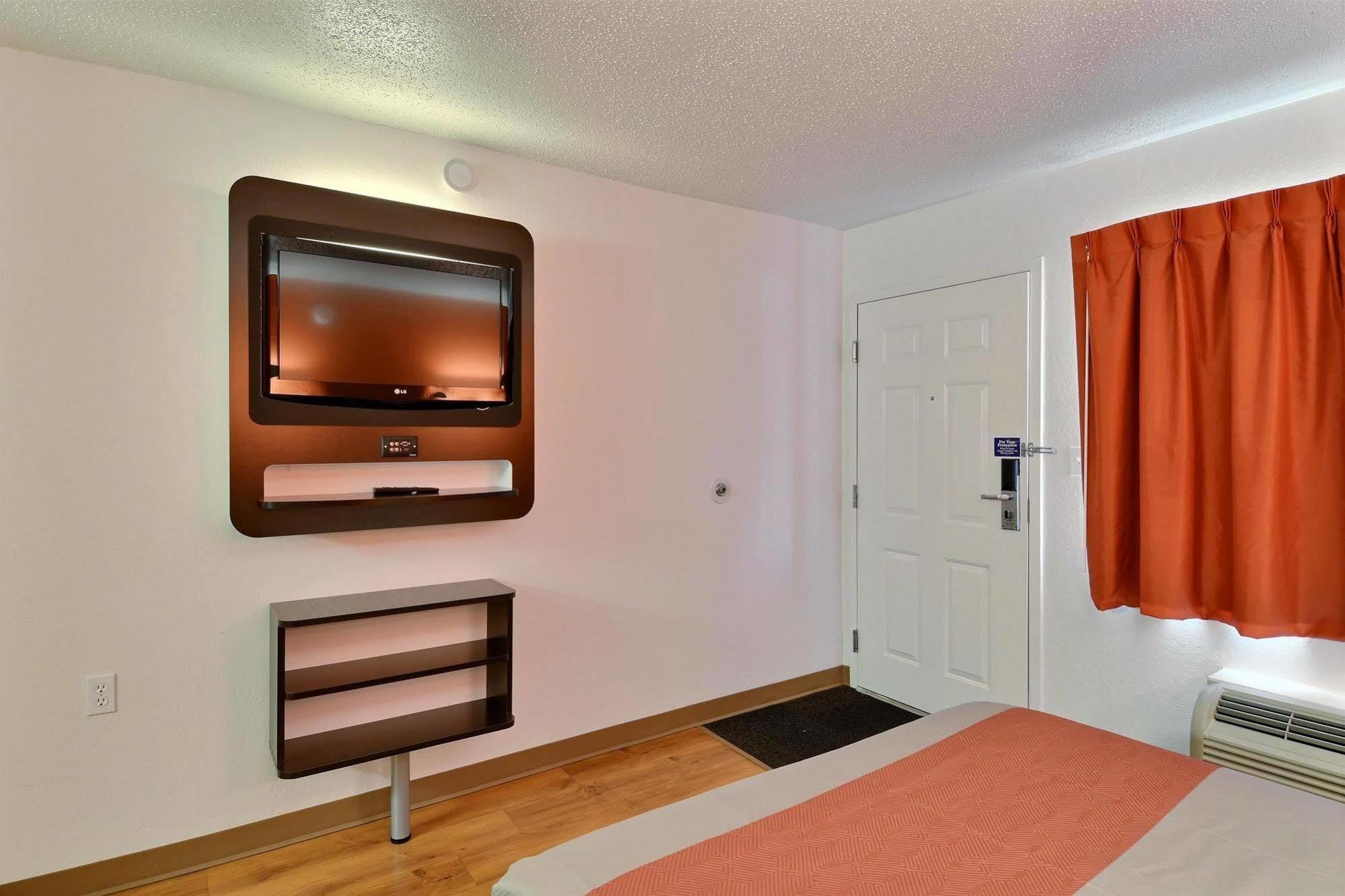 Motel 6-Tewksbury, Ma - Boston מראה חיצוני תמונה