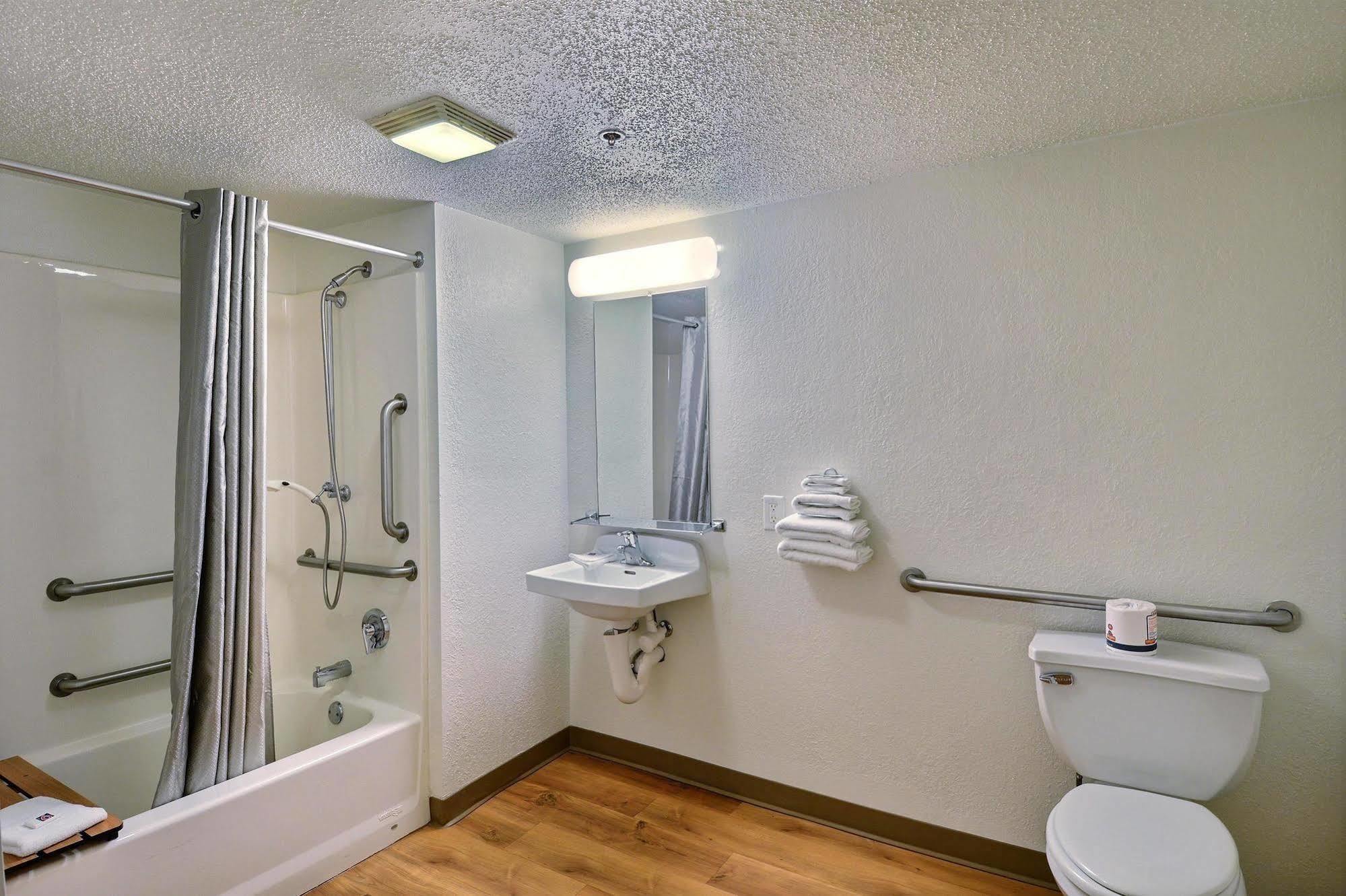 Motel 6-Tewksbury, Ma - Boston מראה חיצוני תמונה